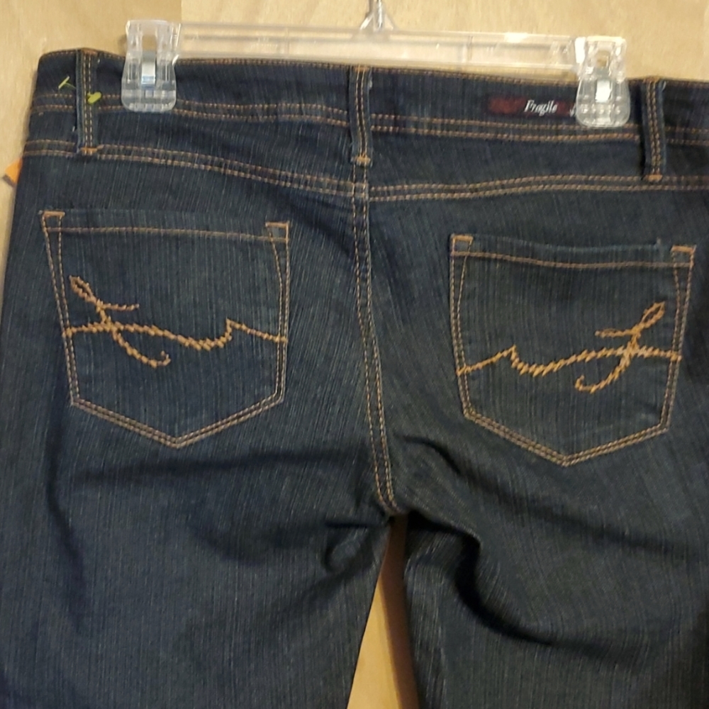 FRAGILE straight leg jeans black rinse.  New sz 9 - Picture 3 of 7